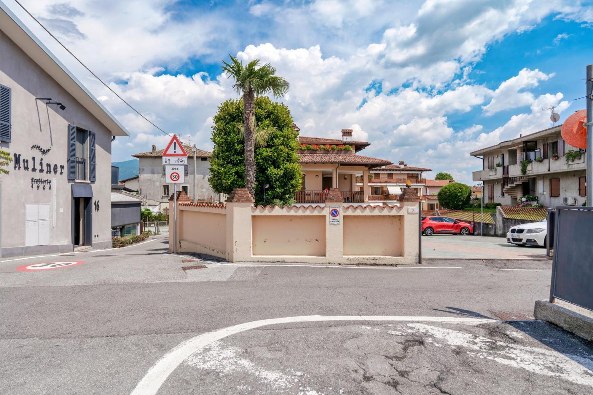La Casa Di Giuliano Apartment Iseo Ngoại thất bức ảnh